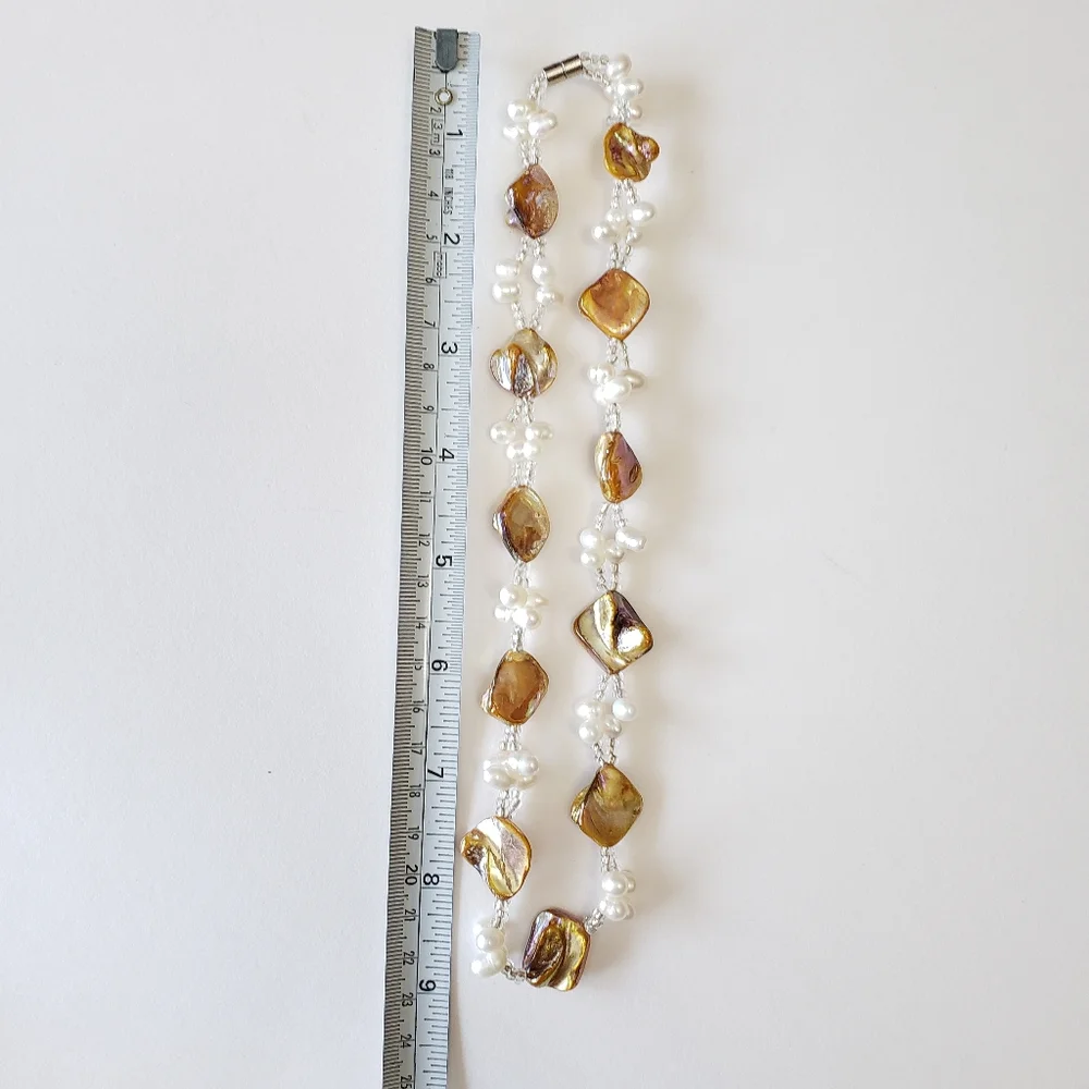 Fresh water pearl with Shell and seed bead Necklace with magnet clasp - Picture 7 of 7